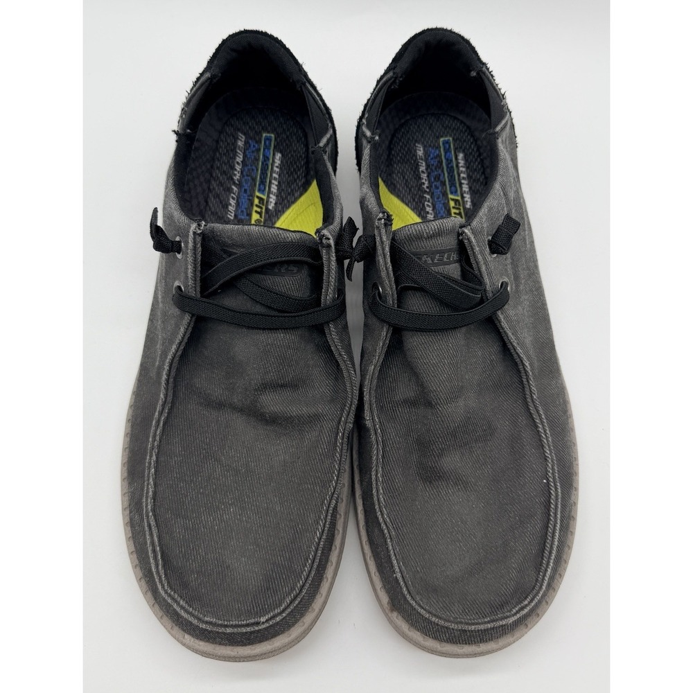 Skechers Shoes Men Sz 9 Gray Denim Black Relaxed Fit Melson Chad Loafers Slip On